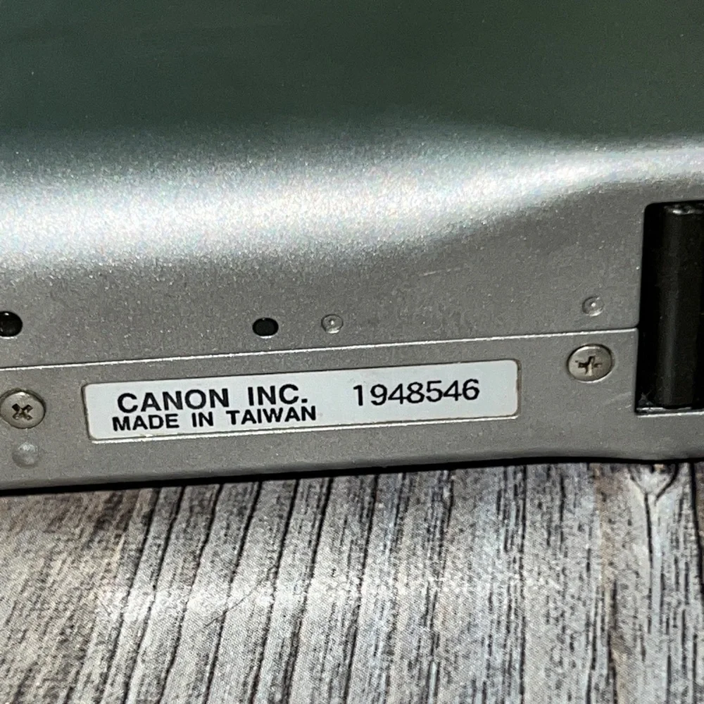 Canon ELPH 35mm Film Camera *First* model of the ELPH Series model #1948546